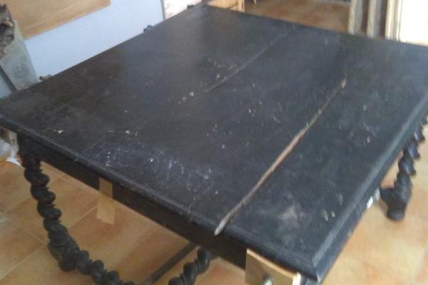 Mesa madera maciza negra